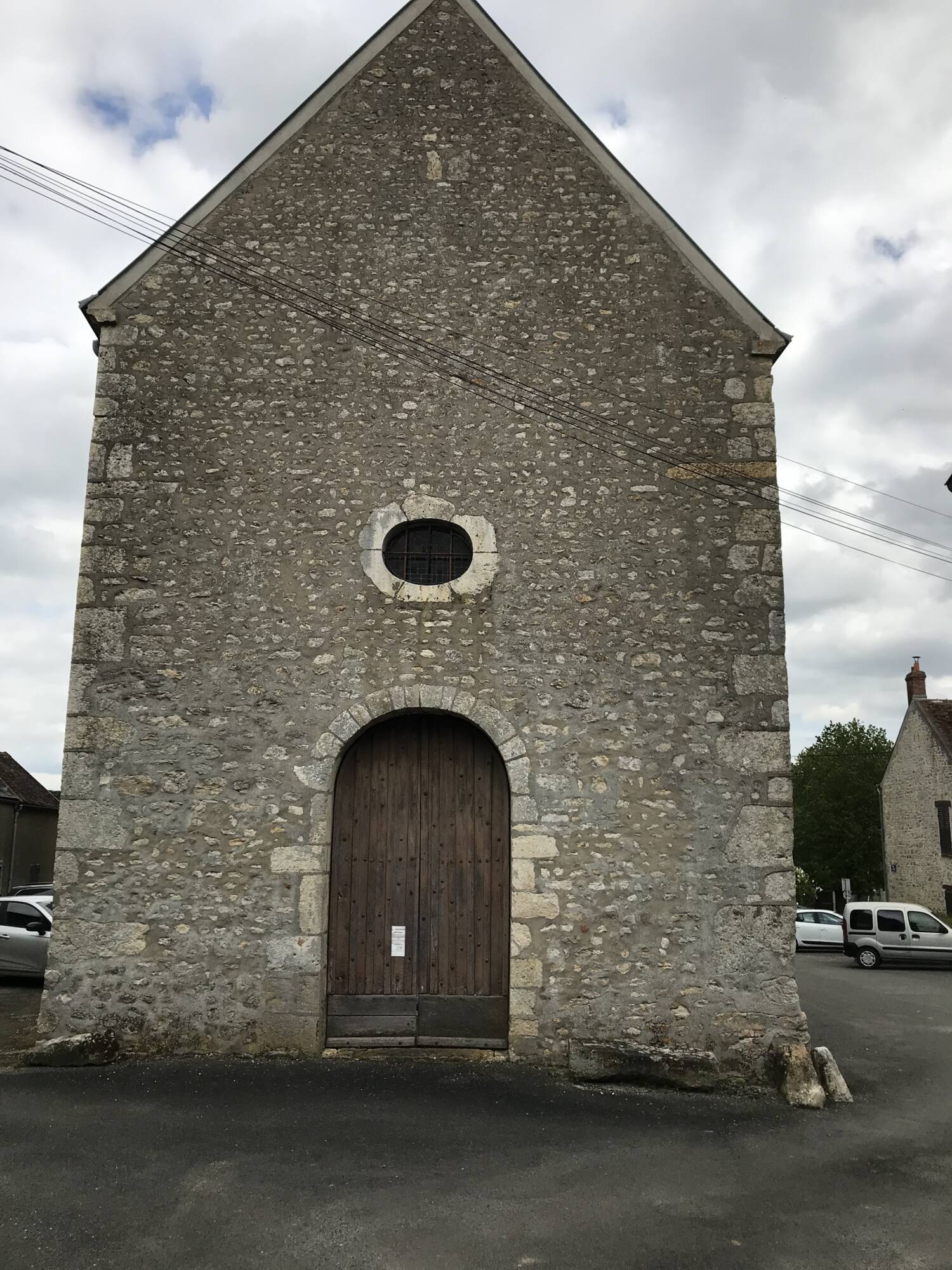 Briarres-sur-Essonne (45) - Église Saint-Étienne