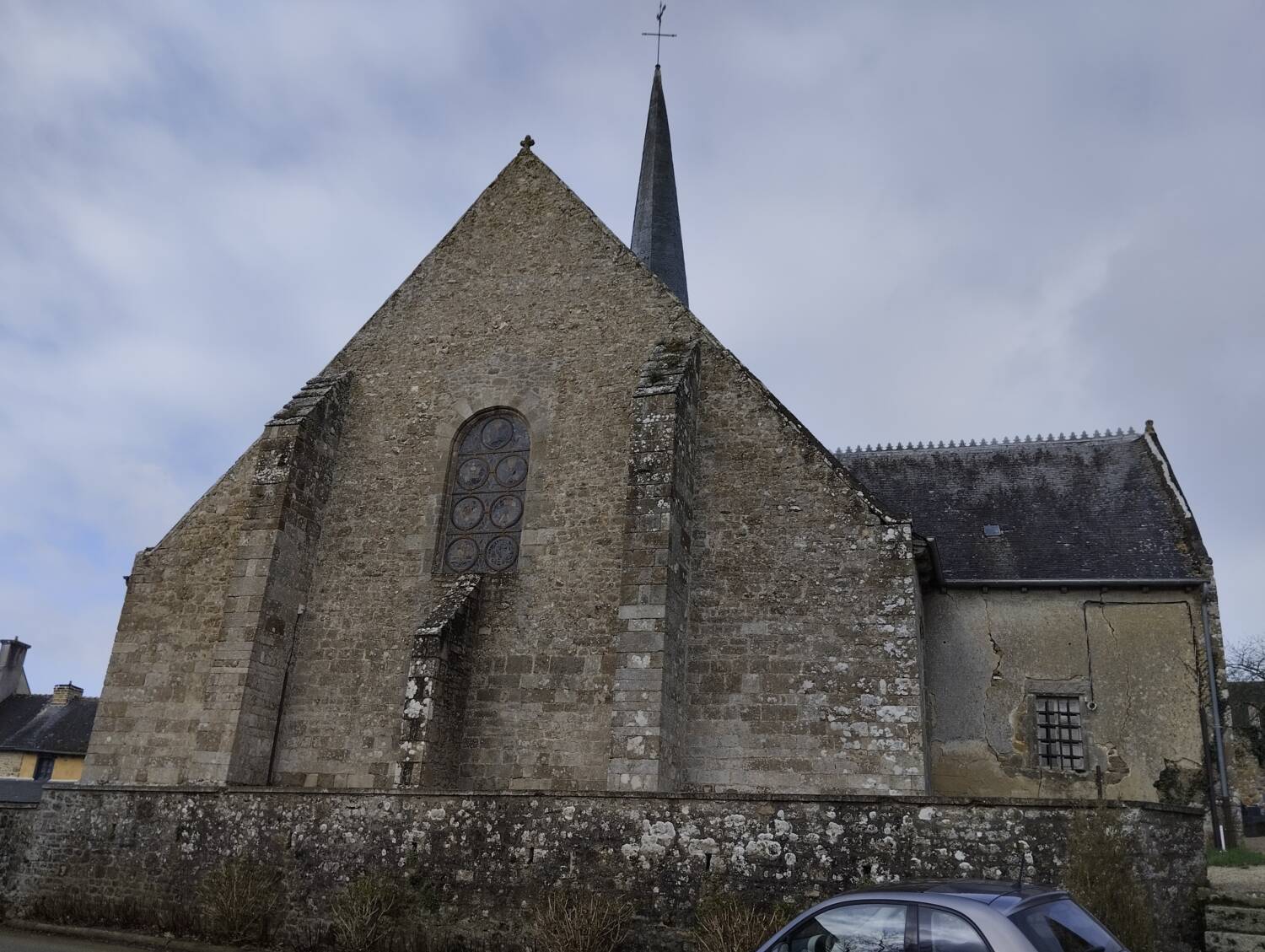 Guenroc (22) - Église paroissiale Saint-Gervais-et-Saint-Protais