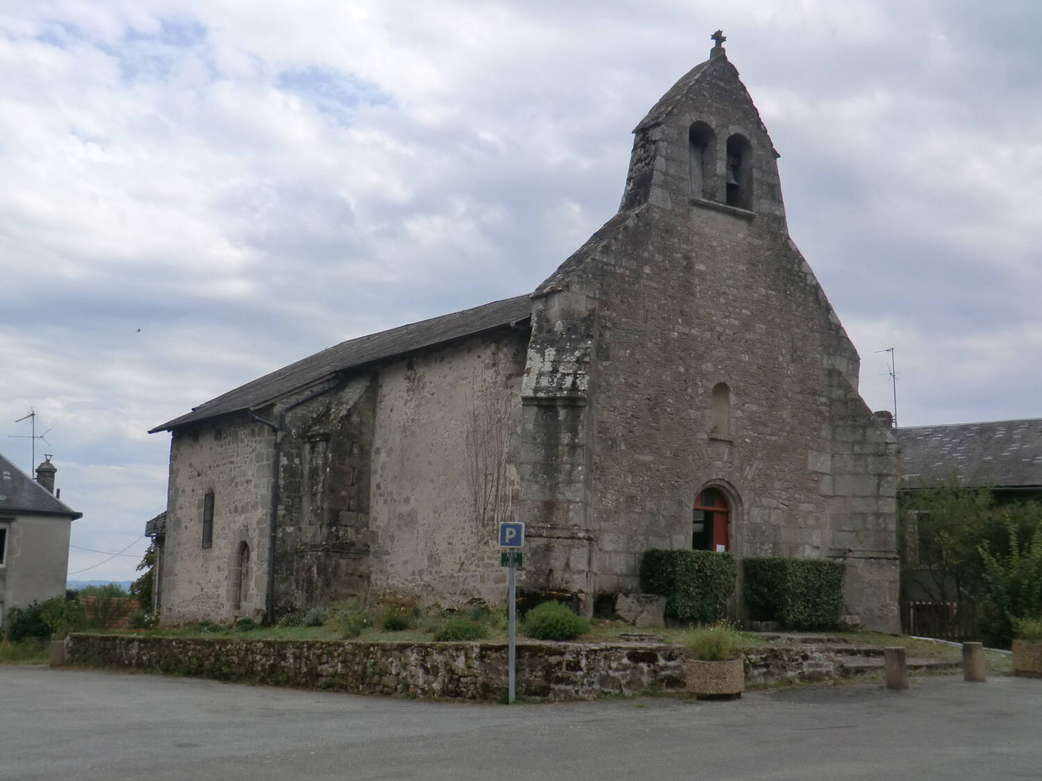 Lizières (23) - Église de la Décollation de Saint-Jean-Baptiste