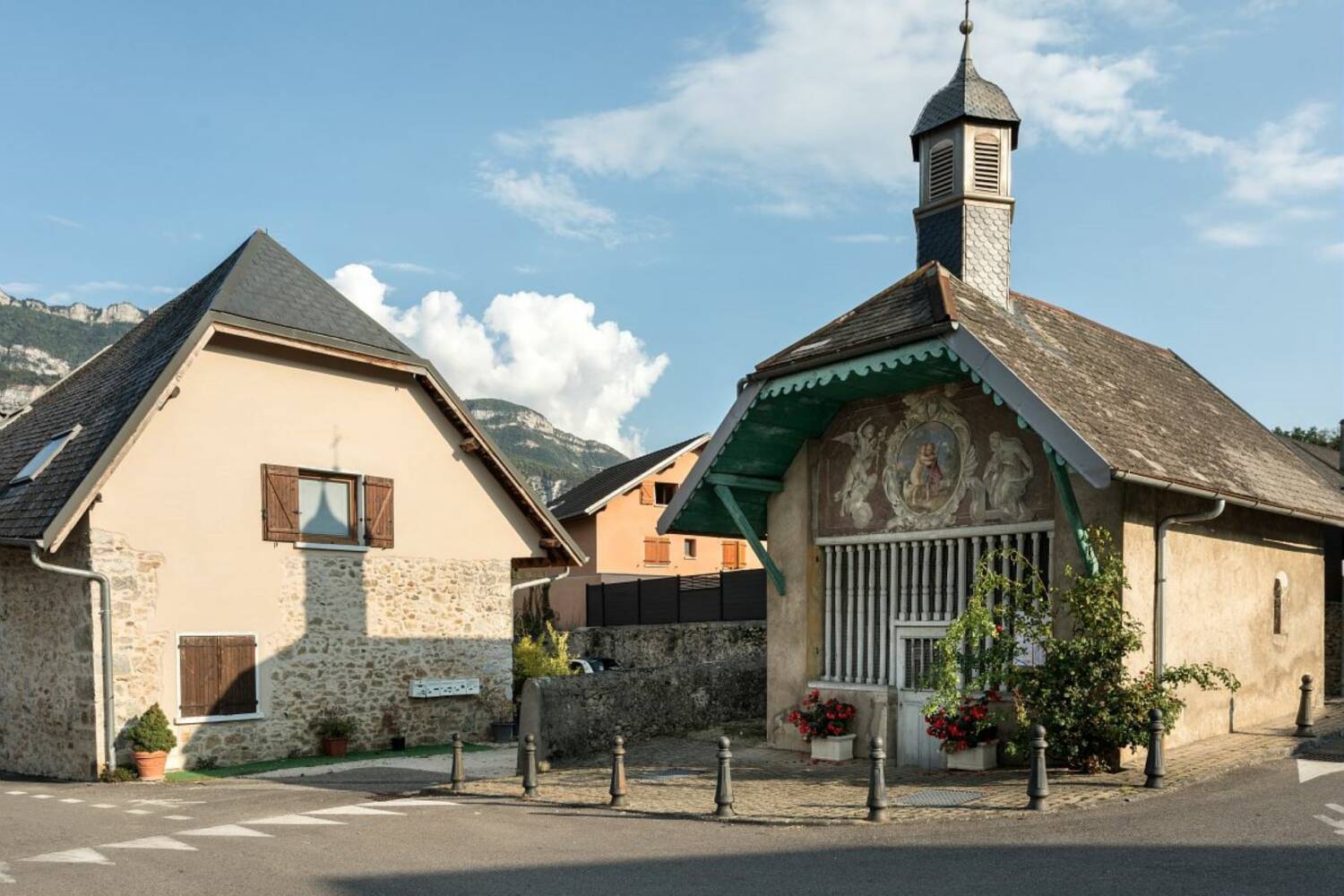 Sonnaz (Savoie) - chapelle Notre-Dame de Grâce de Ragès