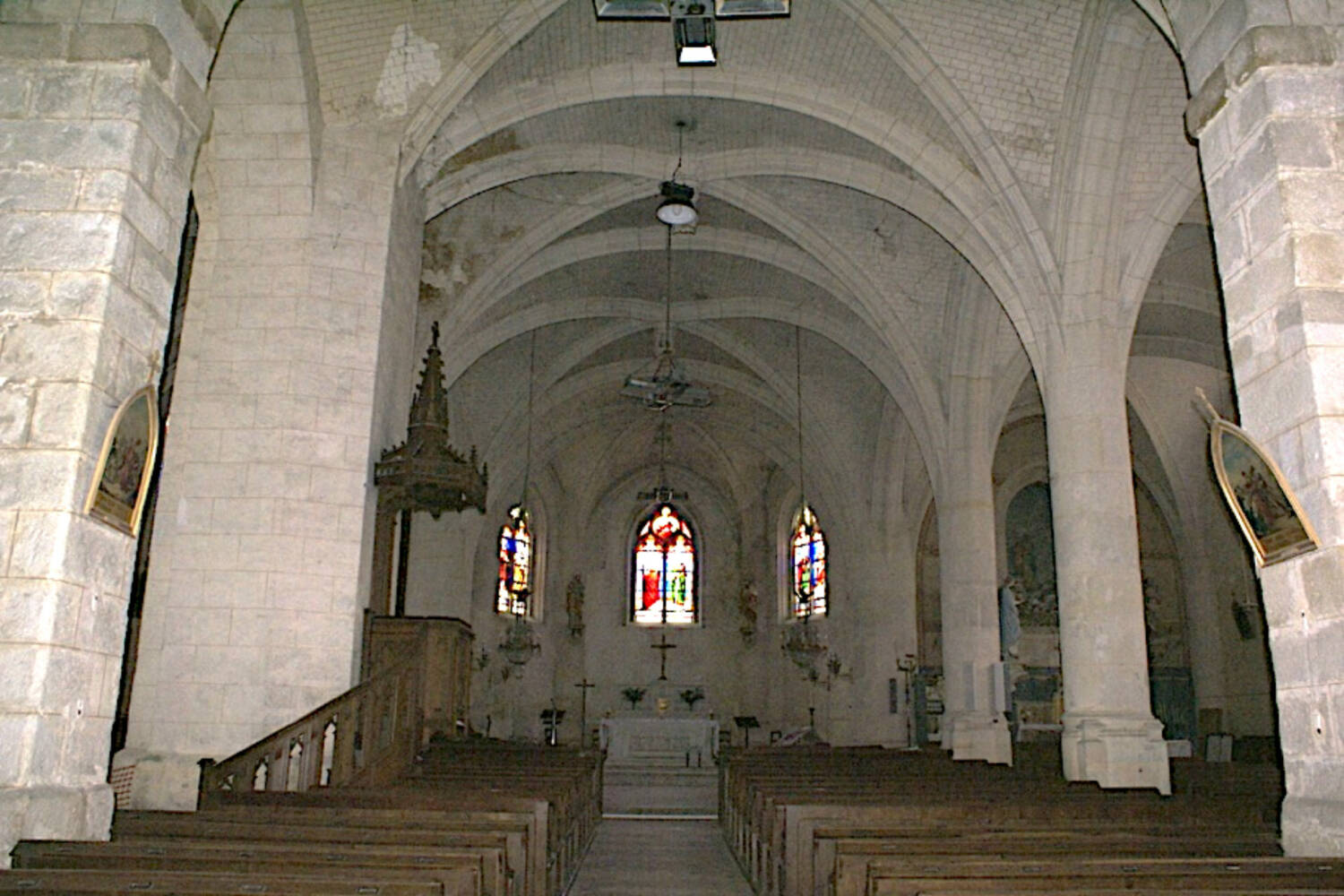 Thorigny-sur-Oreuse (Yonne) - Église Saint-Pierre-Saint-Paul