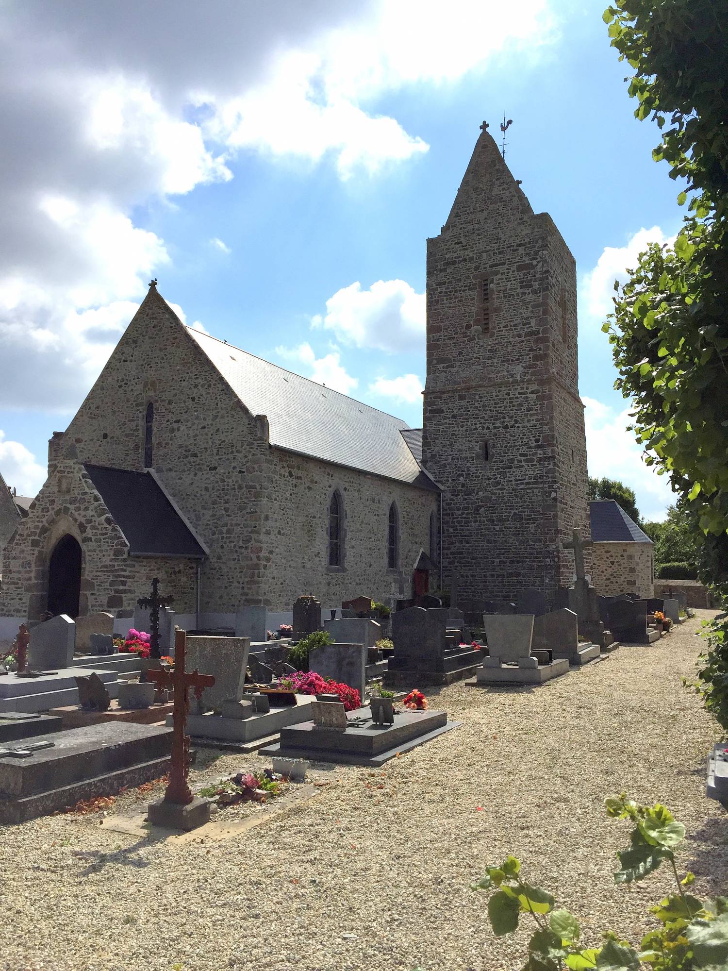 Heugueville-sur-Sienne (50) Eglise Saint-Pierre - Sauvegarde de l'Art Français