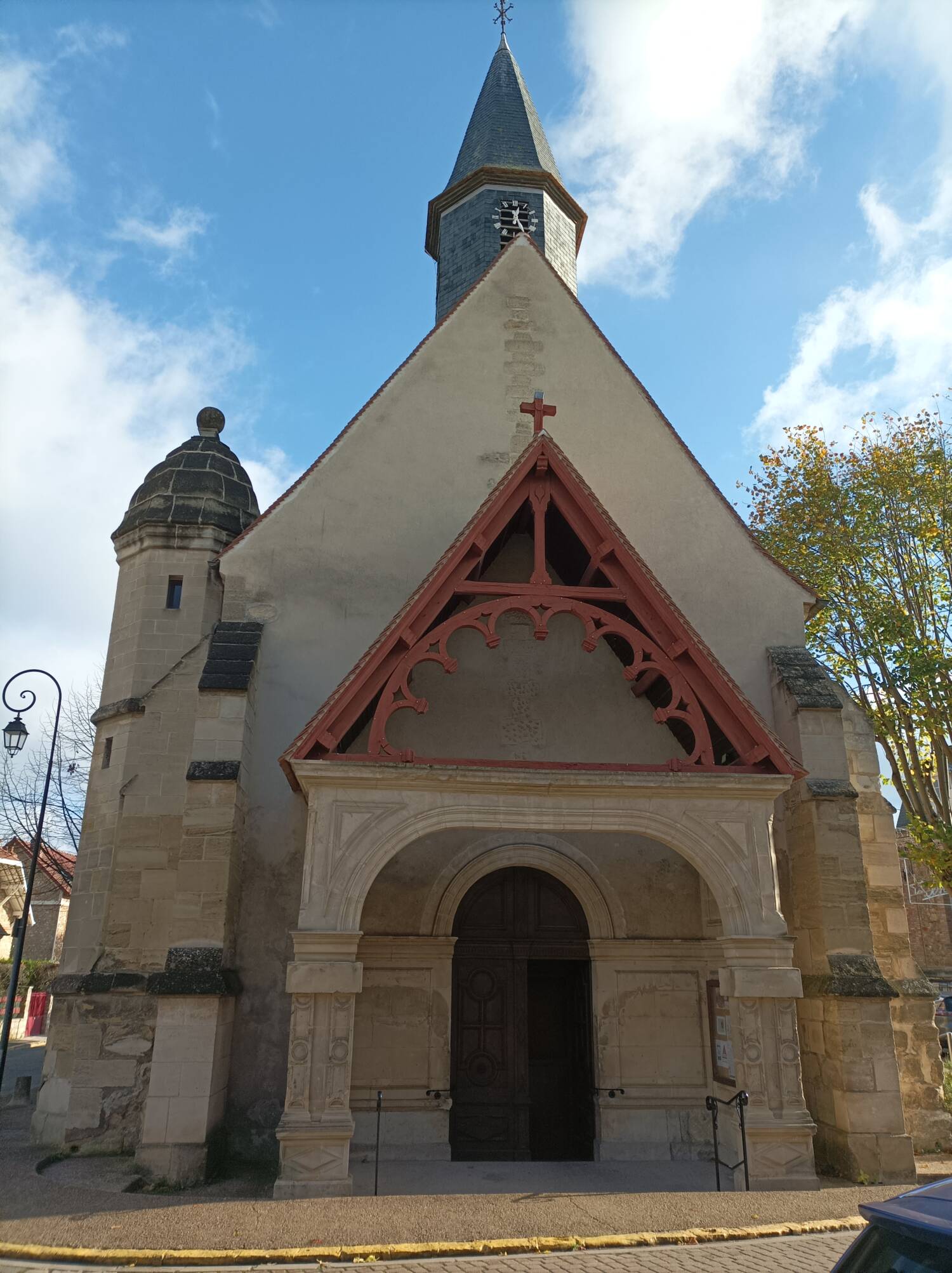 Maurecourt (Yvelines) - Église Notre-Dame de Lorette ou Notre-Dame de la Nativité