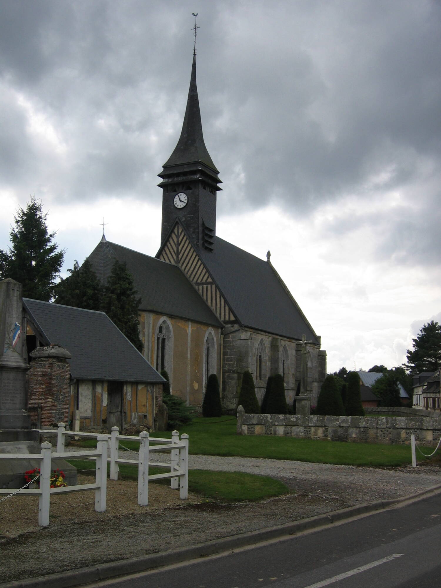 Jonquerets-de-Livet (27) - église Notre-Dame