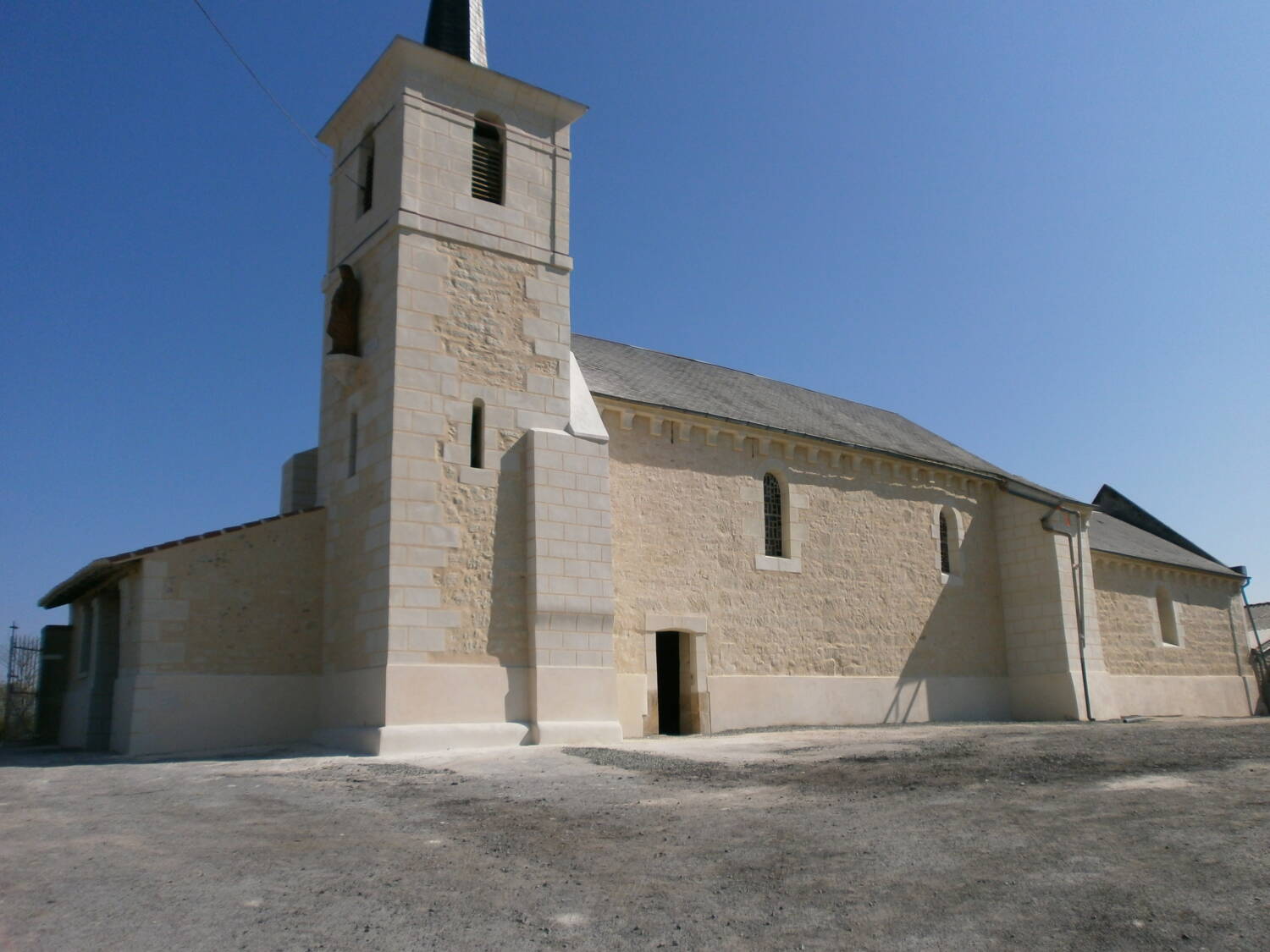 Saint-Cyr-la-Lande (79) - Église