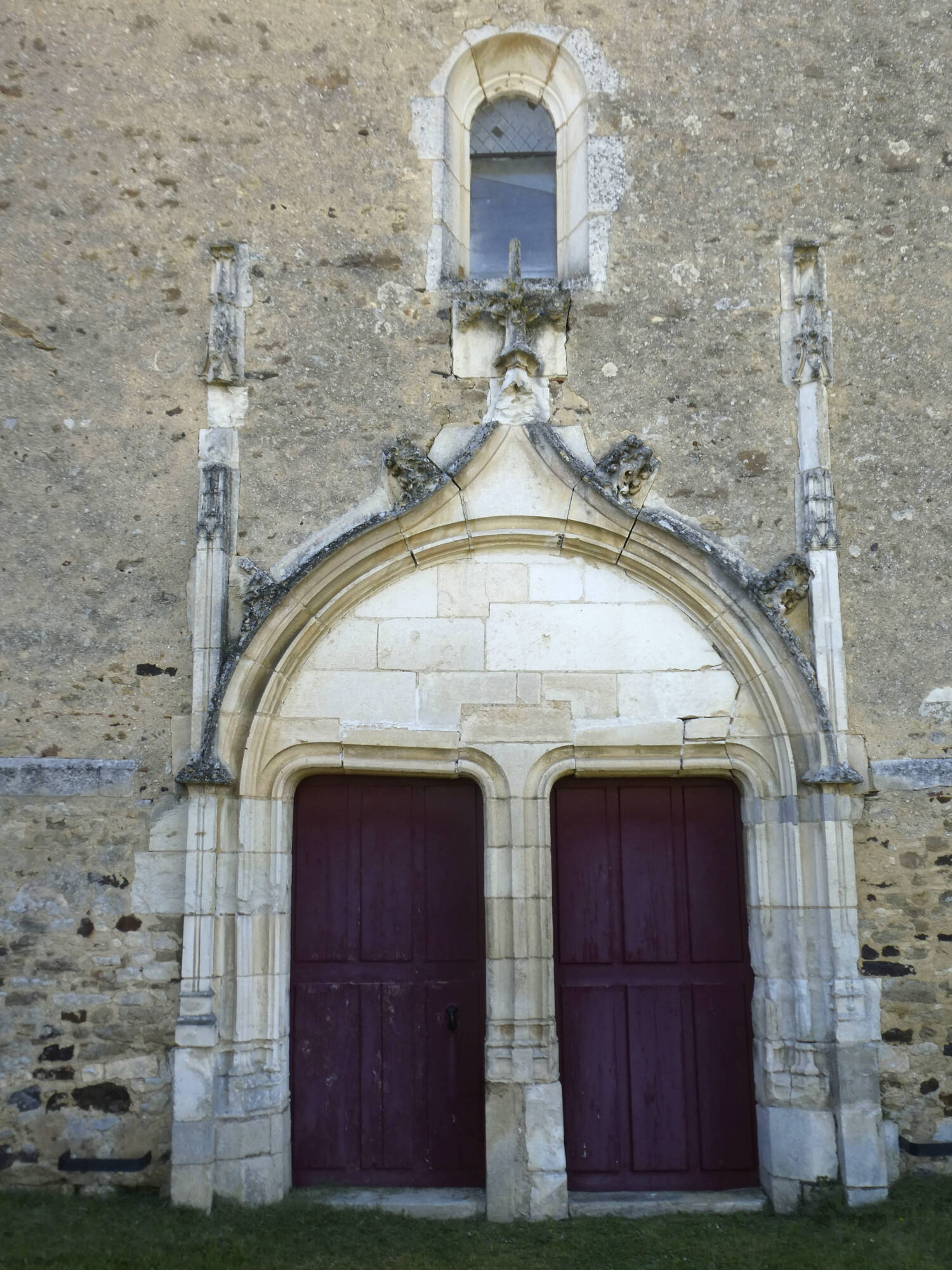 Venouse (Yonne) - Église Saint-Pierre