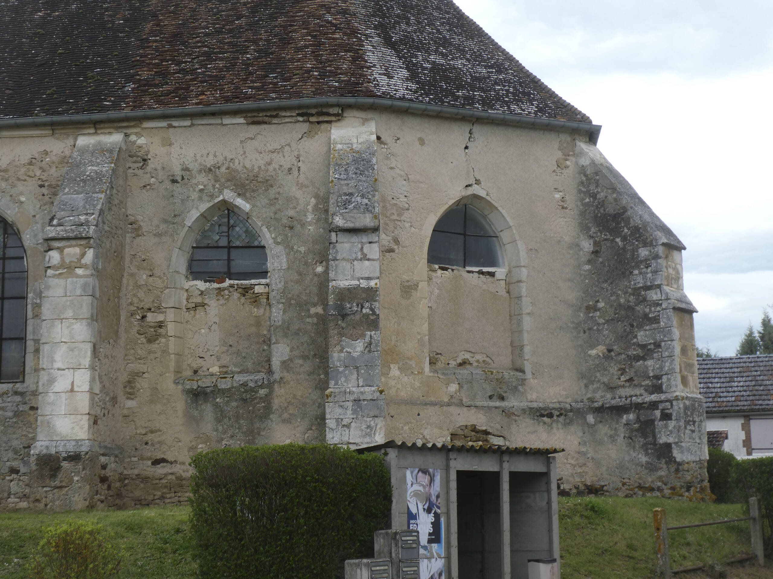 Venouse (Yonne) - Église Saint-Pierre