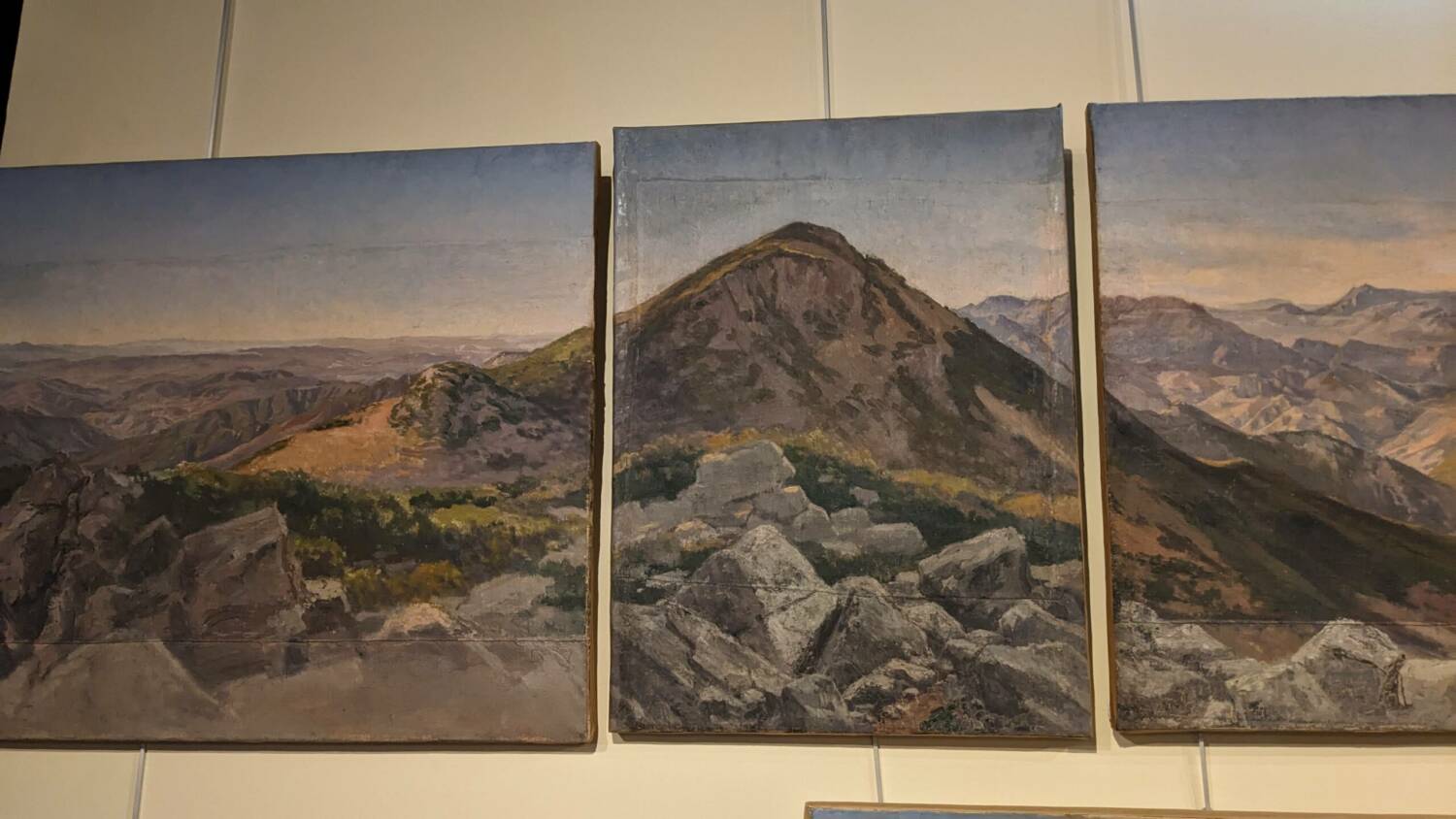 Issoire (63) - Panorama de montagne - Le Plus Grand Musée de France - La Sauvegarde de l'Art Français