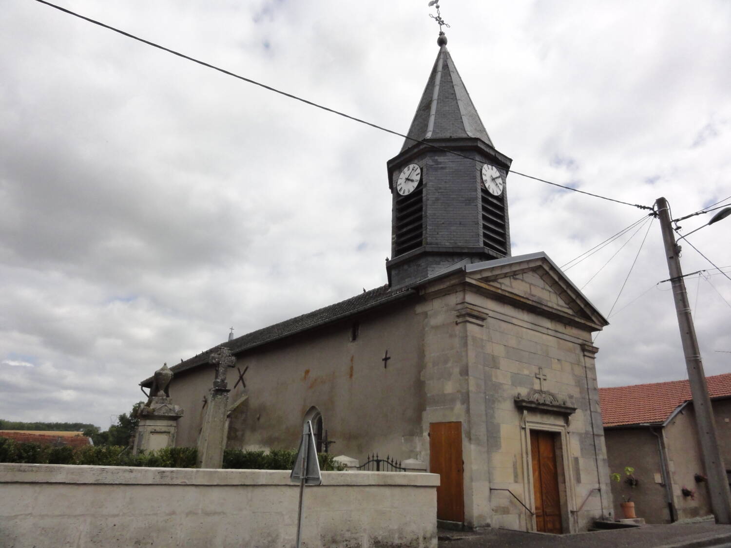 Rumont (Meuse) - église Saint-Hippolyte