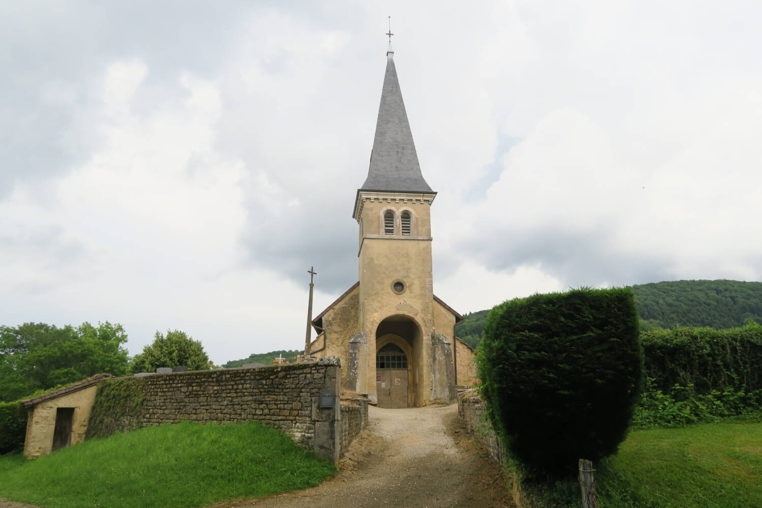 Gizia (Jura) - Église Saint-Etienne de Châtel